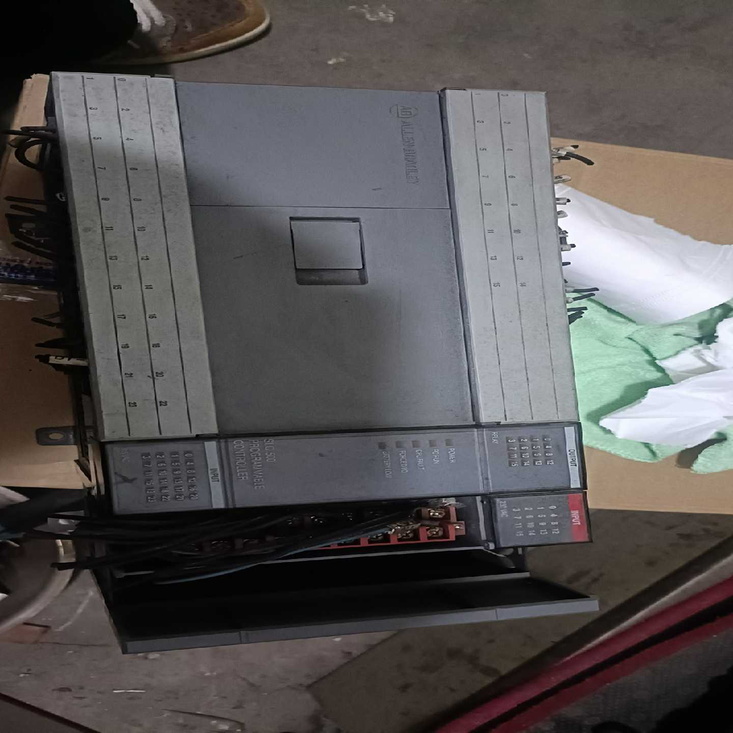 AB  SLC500   1746-A2   Plc成色不错（佳毅工控）