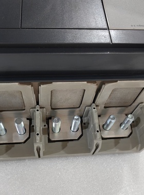 塑壳断路器NS800N3PMicrologic2