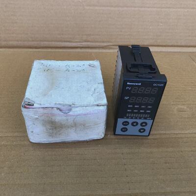 HONEYWELL DC1020 DIGITAL CONTROLLER DC1020CL301000E 2