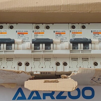 Packung 5 Merlin Gerin multi9 Wigi C60 2P 25 300mA Neu C60a