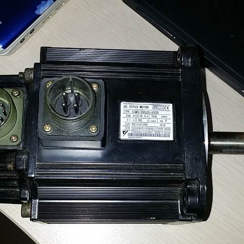 议价原装正品安川伺服马达SGMGV-30ADC61库存现货有意者欢饮议价