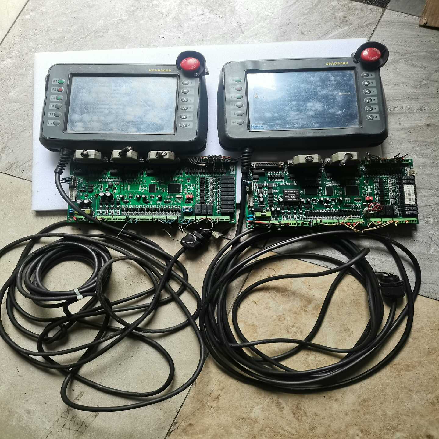 新睿XPAD8000示教器，SR3801B机械手主板，两个示--议价商品