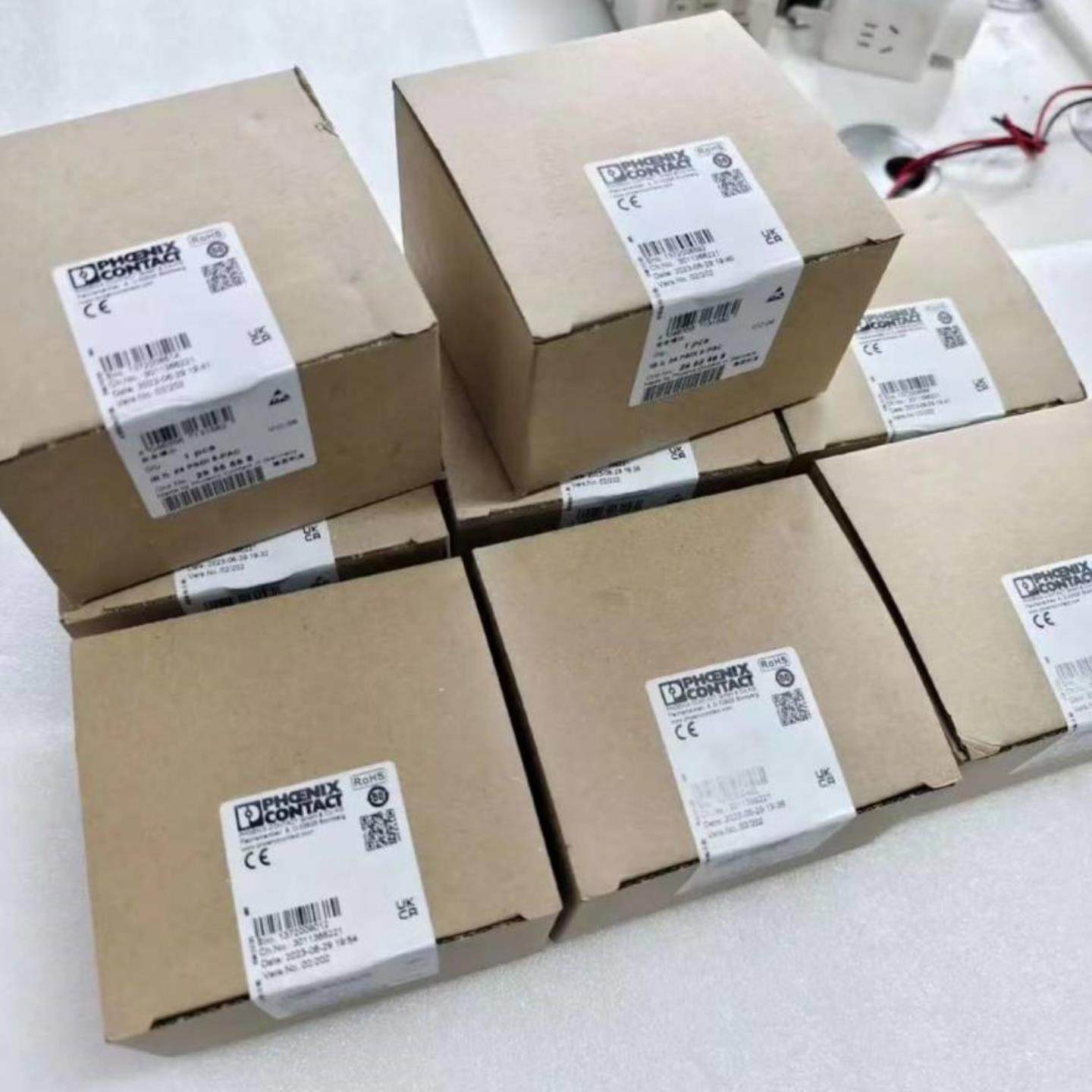 配件菲尼克斯PHOENIX模块 IB IL 24 PSDI 8-PAC 2985688 全新议价