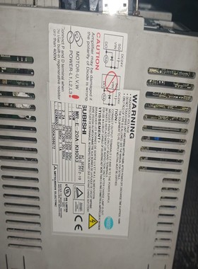 三菱驱动器MR-E-70A  KH003，，功能完好。有多个一议价商品