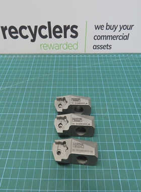 Sandvik250321292R141117_25millcuttersetof3