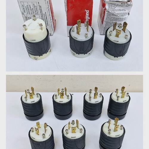 Legrand L830P 2 pc L520C 1 pc L820P  7 pc Turnlok Connector
