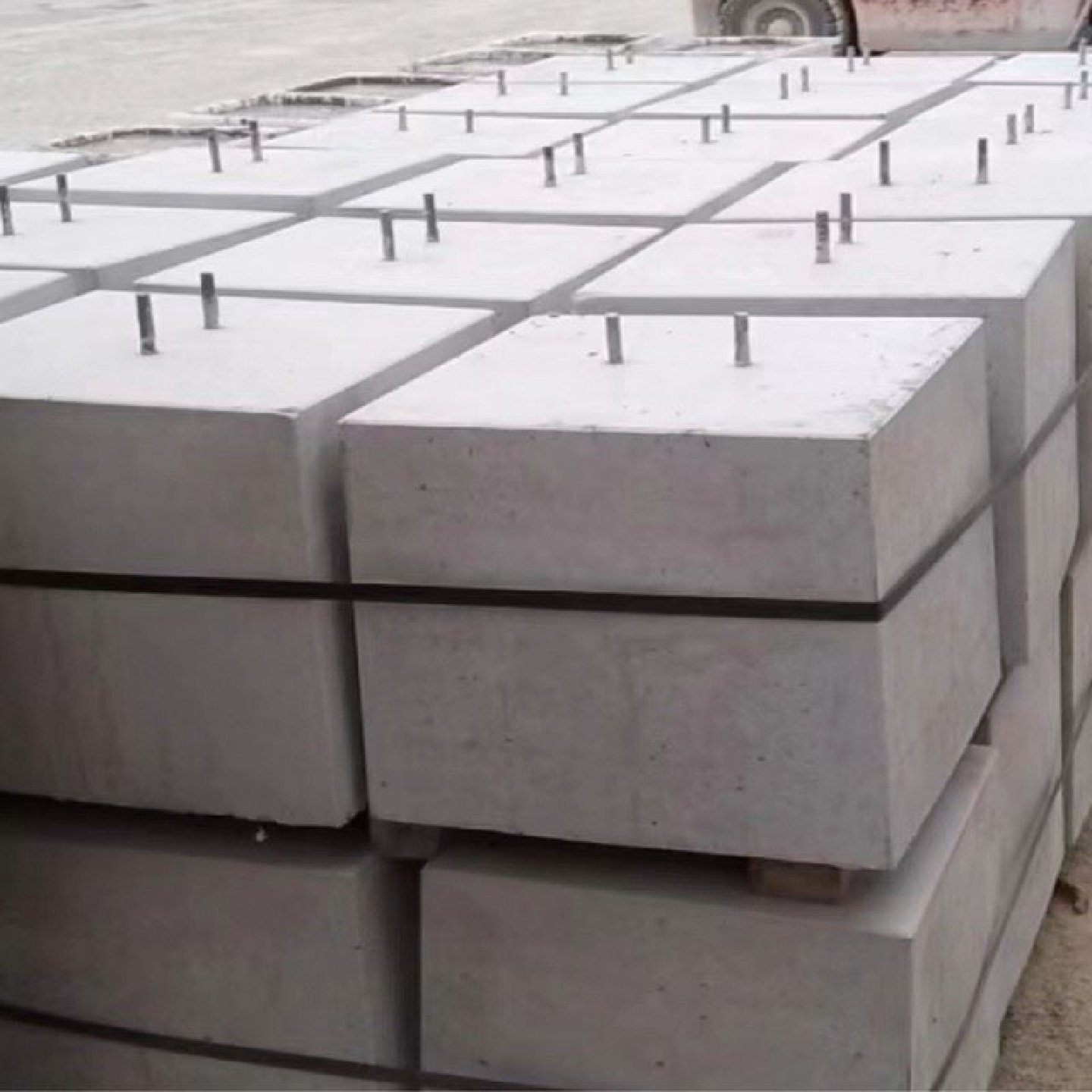 混凝土防撞路障墩预制隔离墩子小区门口停车场用挡车水泥隔离墩,基础建材,基础材料,淘宝优惠券,粉丝福利购,淘宝优惠卷