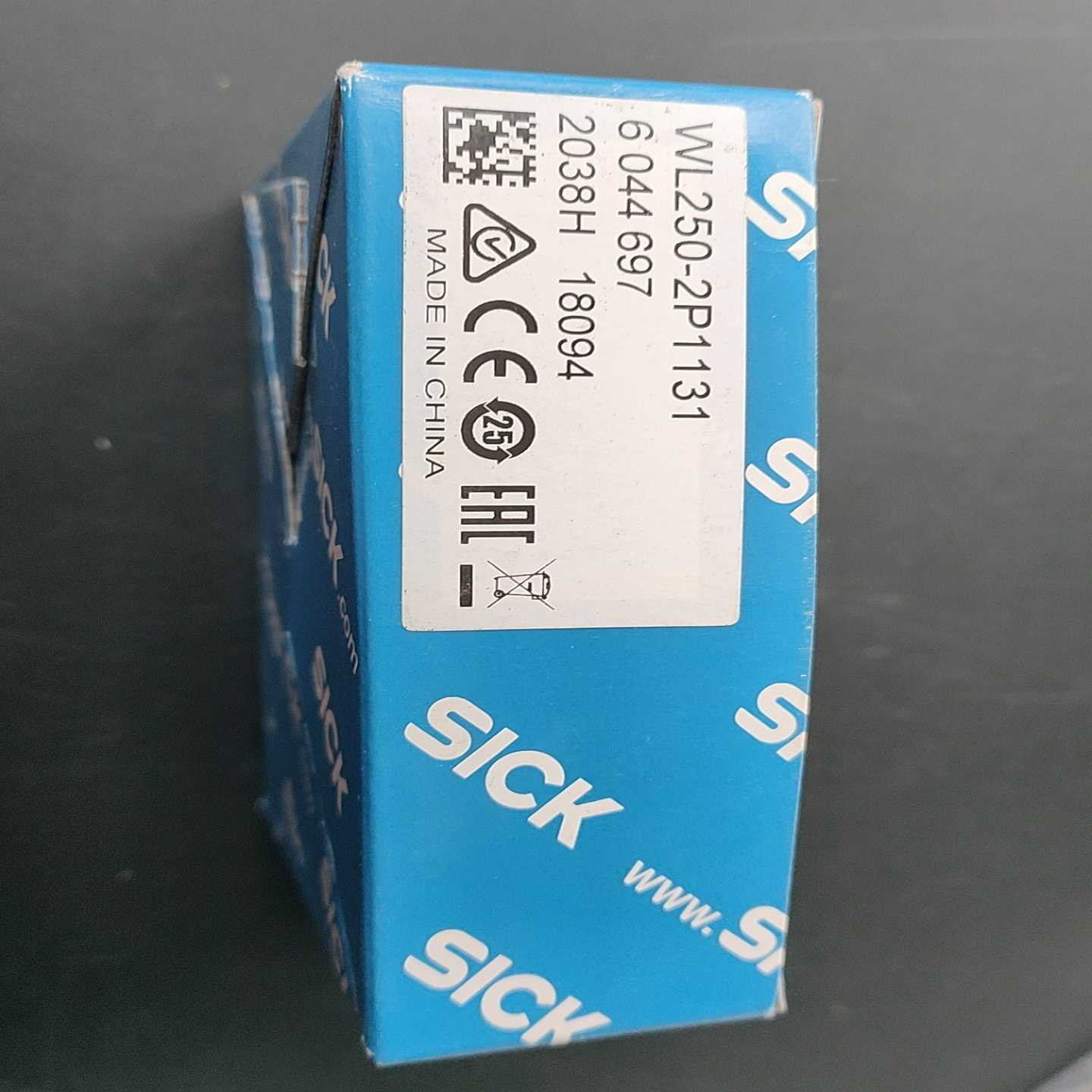 德国SICK传感器 WL250-2P1131货号604469【鑫鑫商铺】