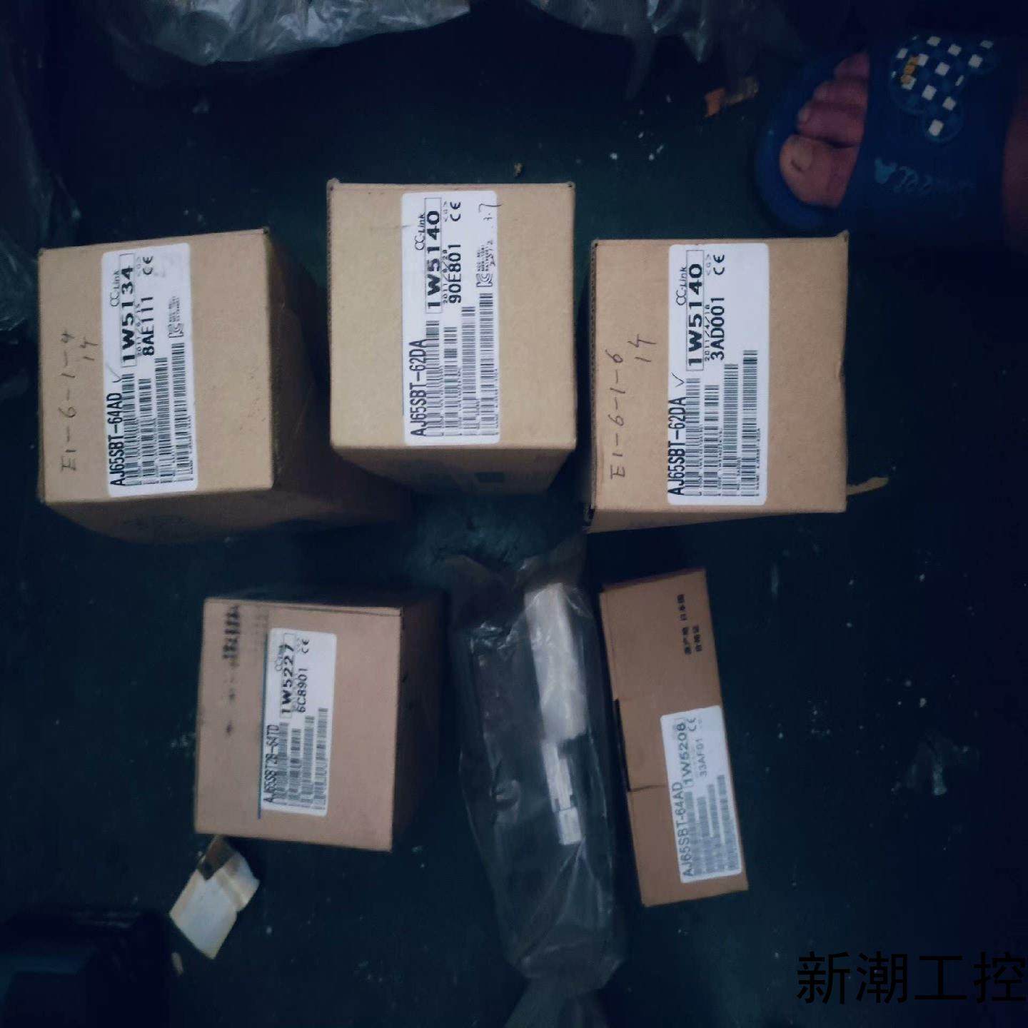 三菱远程模块AJ65SBT-62DA二个AJ65SBT议价商品