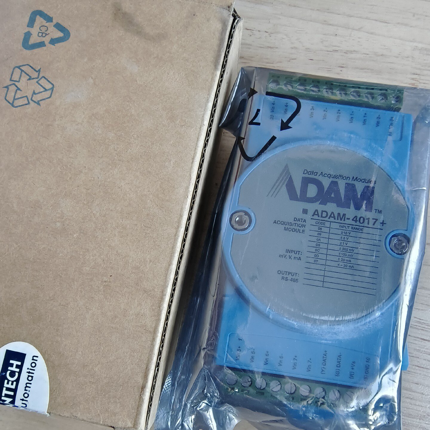 全新ADAM4017研华模块工程剩余闲置实物成色如-议价