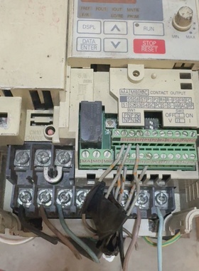 安川变频器CIMRV7AT40P4三相380V40P4议价