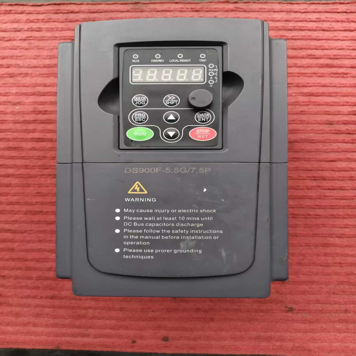 丹佛斯变频器DS900F-5r5g/7r5p5.5kw/询价