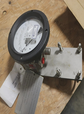 Rheotemp130SC-00-600-10InchesH2OPressureGauge