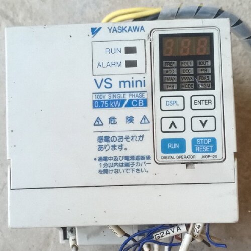 询价安川变频器CIMRXCBAA0P70.75KW电压是1