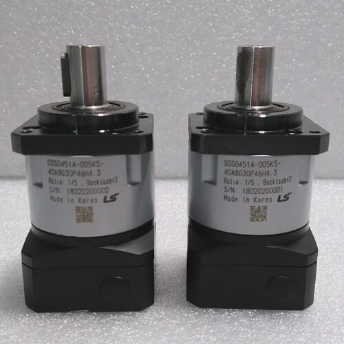 二手LSSSS0451A005KS40A8G30P46H4.3齿轮箱比例151件