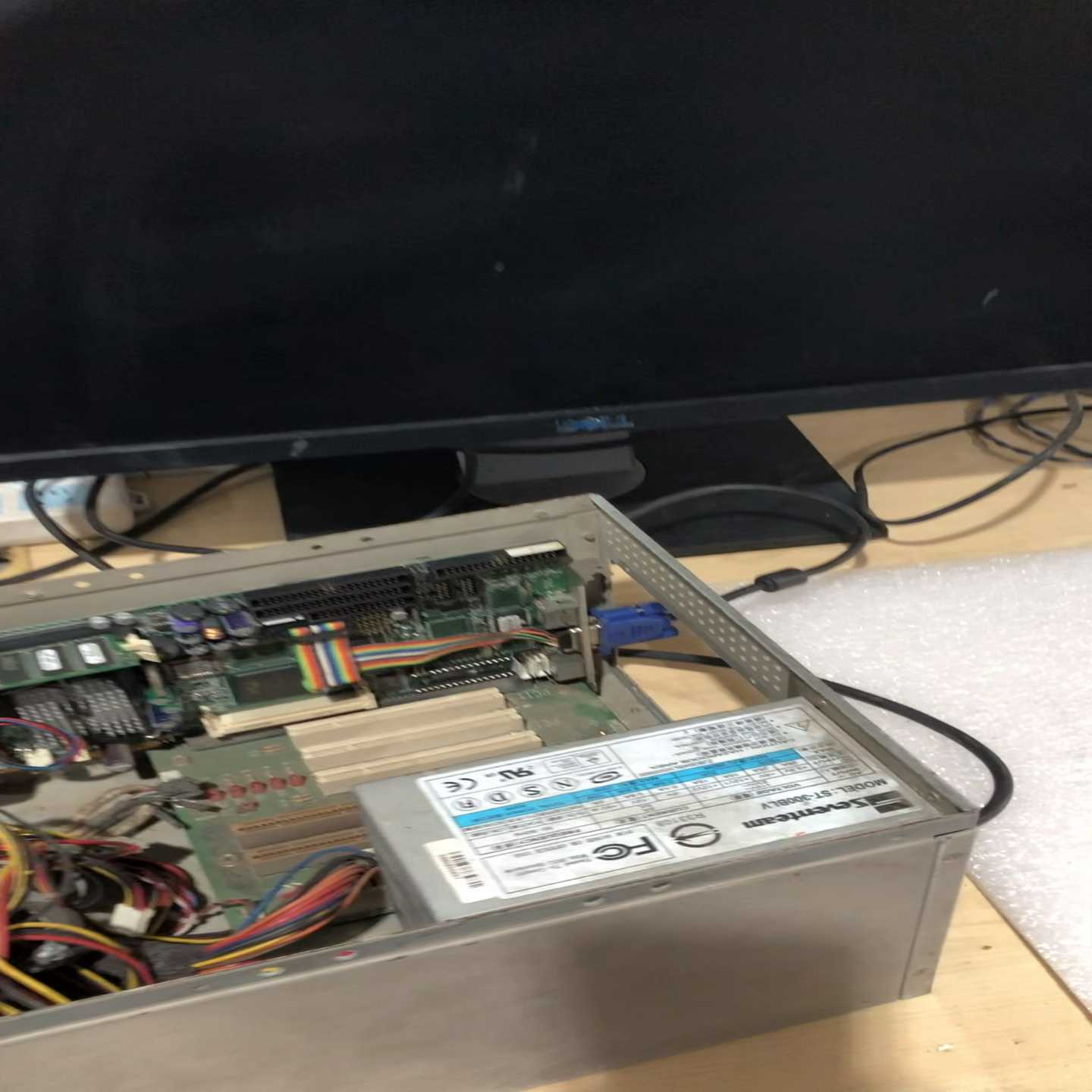 询价台湾艾讯工控机主板SBC81822
