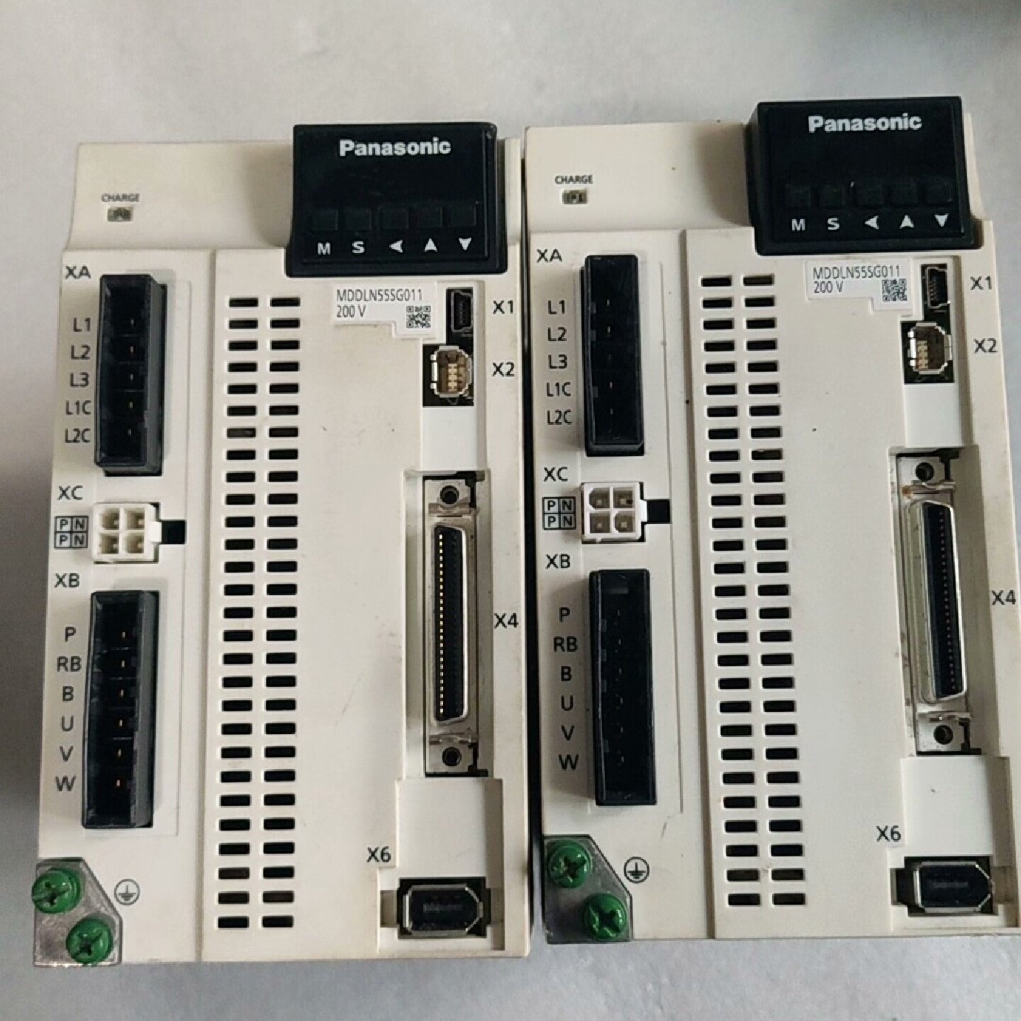 议价松下伺服驱动MDDLN55SG011两台拆机实物拍摄功议价