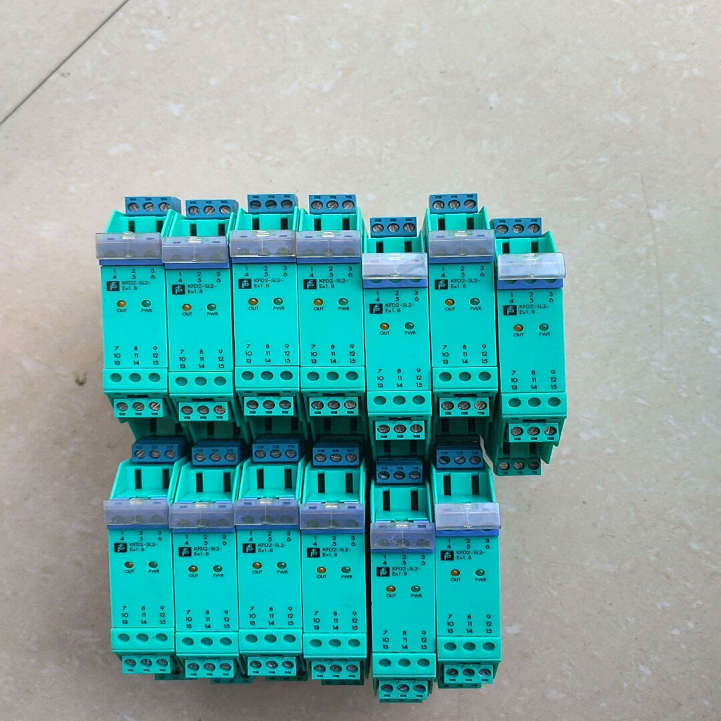 倍加福安全栅，KFD2-SL2-Ex1.B拆机二手，成色漂亮-议价