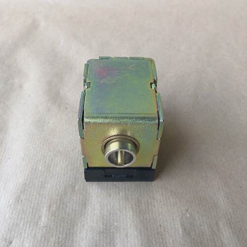 ABB Sace YC1SDA038302R1 Shunt Offen Freigabe YO1SDA038292R1