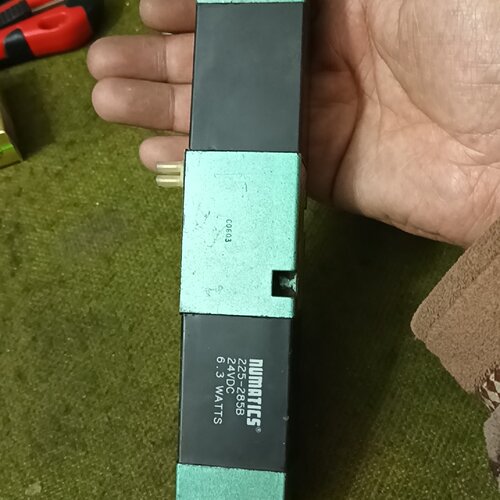 【询价】纽曼蒂克电磁阀numatics，实物如图件。