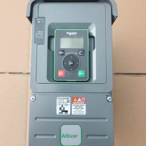 变频器 ATV610U55N4 5.5KW 三相380-议价