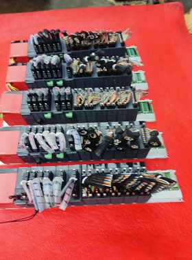 拆机器，剪电线，三菱plc五条。CPUQ3.UD外观漂亮，--议价商品
