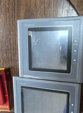 (重工机械)amoo，显控屏-04,有6个150一个。