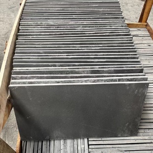 花岗岩石材芝麻白灰黑火烧板黄锈石荔枝面路沿石麻石地铺砖大理石