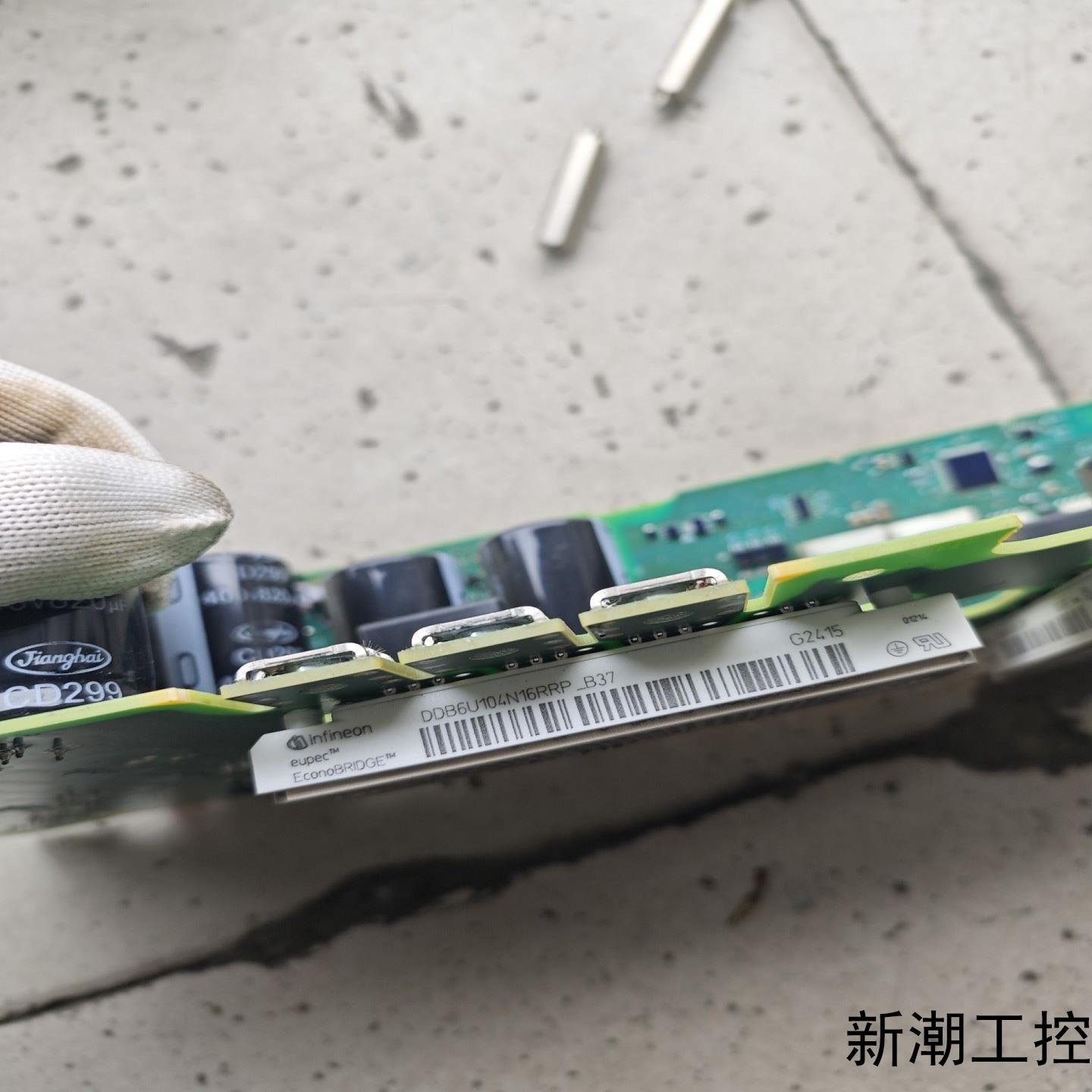 英飞凌模块IFS100B12N3E4P-B11议价商品