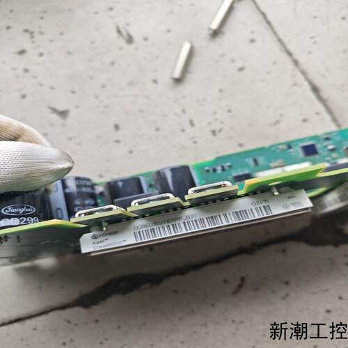 英飞凌模块IFS100B12N3E4P-B11议价商品