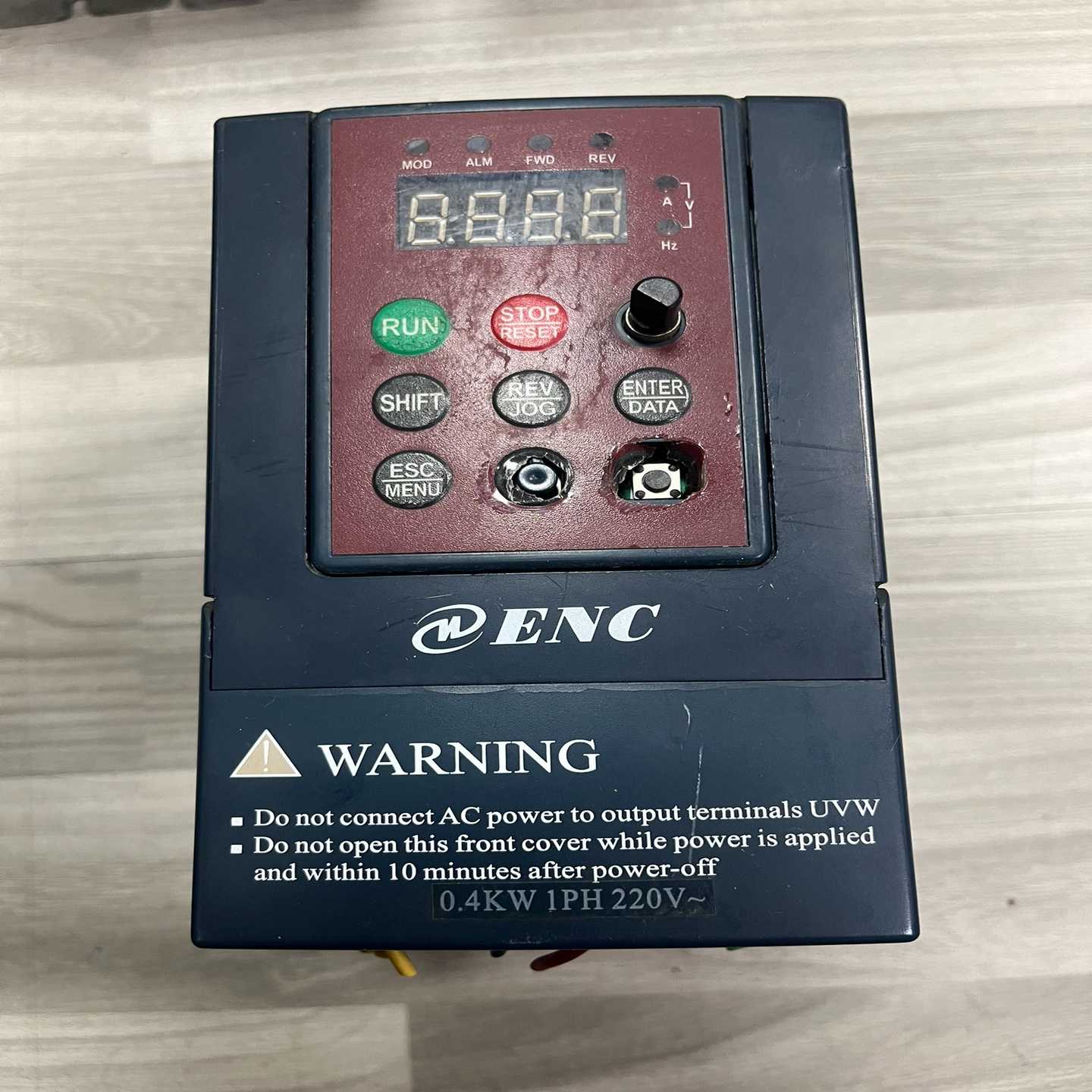 易能变频器EDS800-2S0004N 0.4KW 220V-询价客服