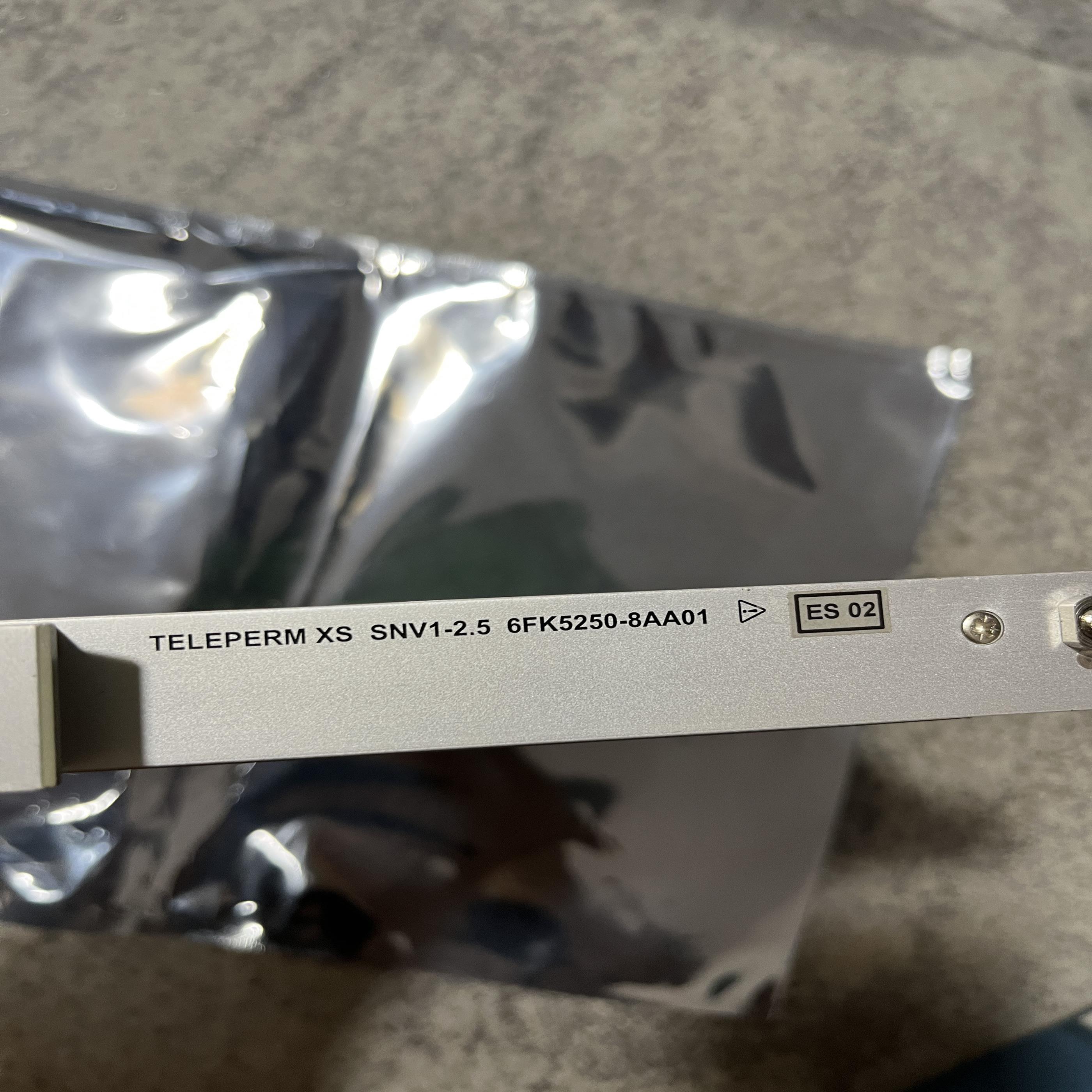 售前询价TELEPERM XS SNV1-25 6FK5250-8AA01 SPLM1-CMU1 6FK53