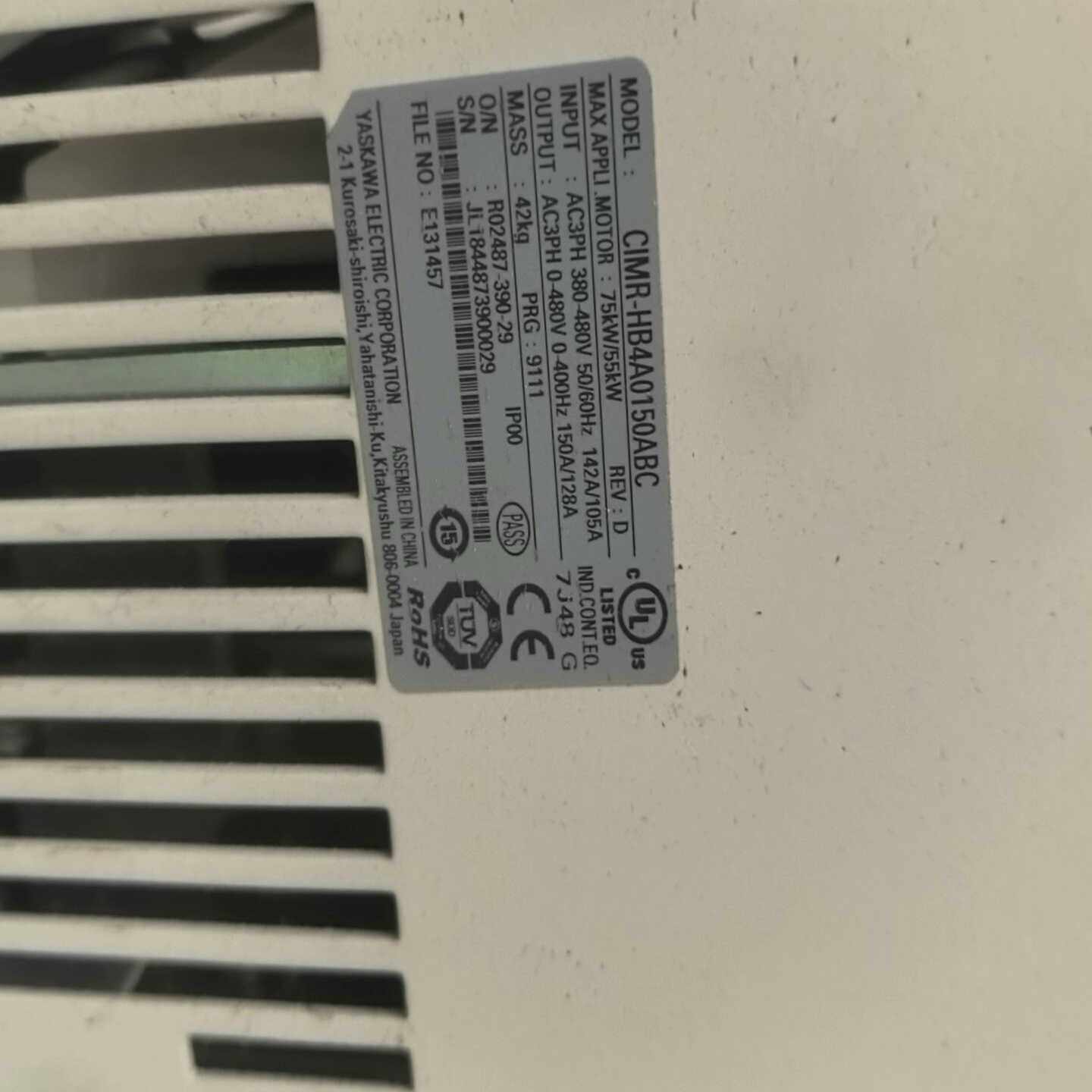 【议价】安川H1000变频器，CIMR-HB4A0150ABC，75