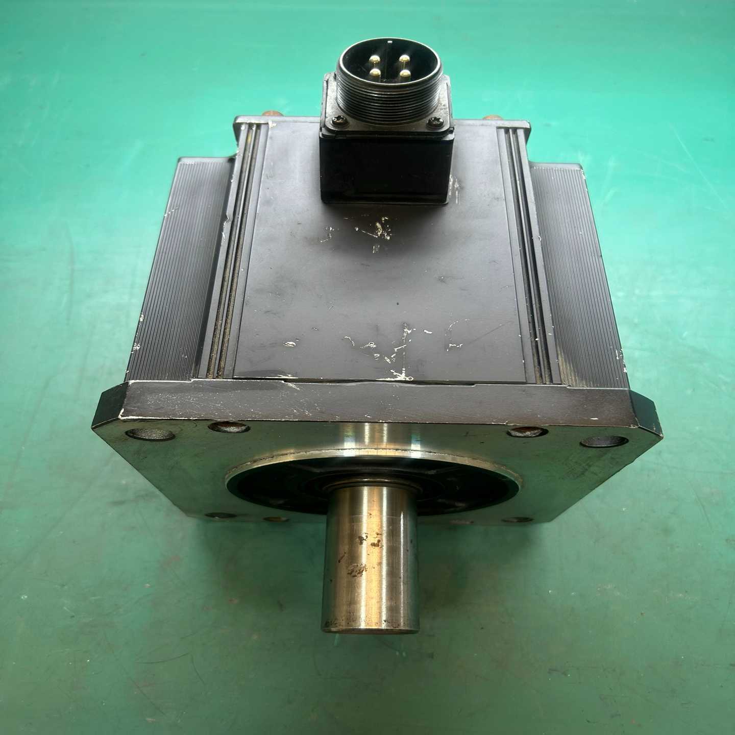 松下伺服5KW电机：MDM502A1C，MDMA502A1C--议价商品