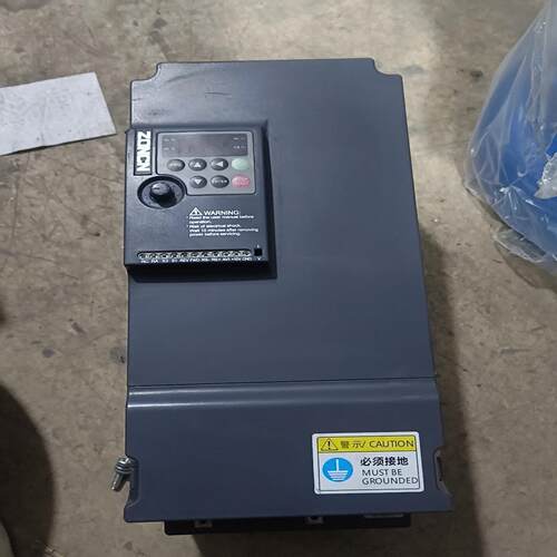 (议价)NZ200T-22GY-4众辰变频器，22千瓦机器，实物图拍