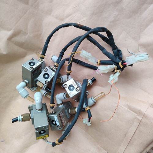 议价原装拆机SMC电磁阀VT301V015GS025G实物可维修