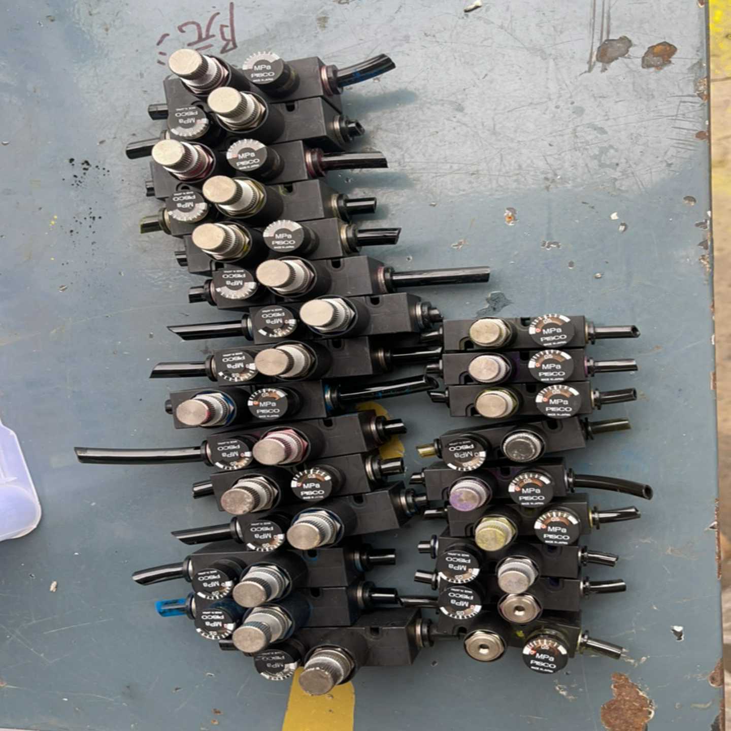 PISCO调压阀RVUM8-8/，有15个，RVUM6-6有询价