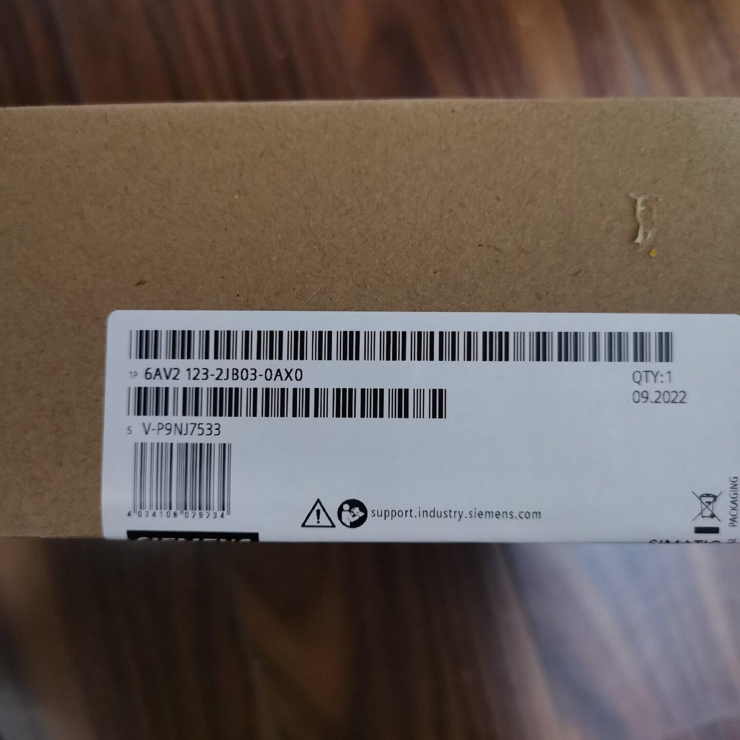 议价KTP系列触控屏幕6AV2123-2DB03/2GA03/2GB03/2JB03/2MA03/2MB