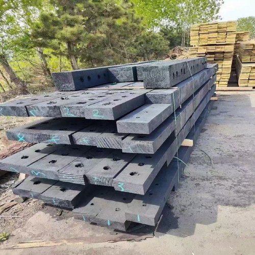 防腐木方油浸防腐枕木实木炭化防腐定制工程木方沥青垫木矿用