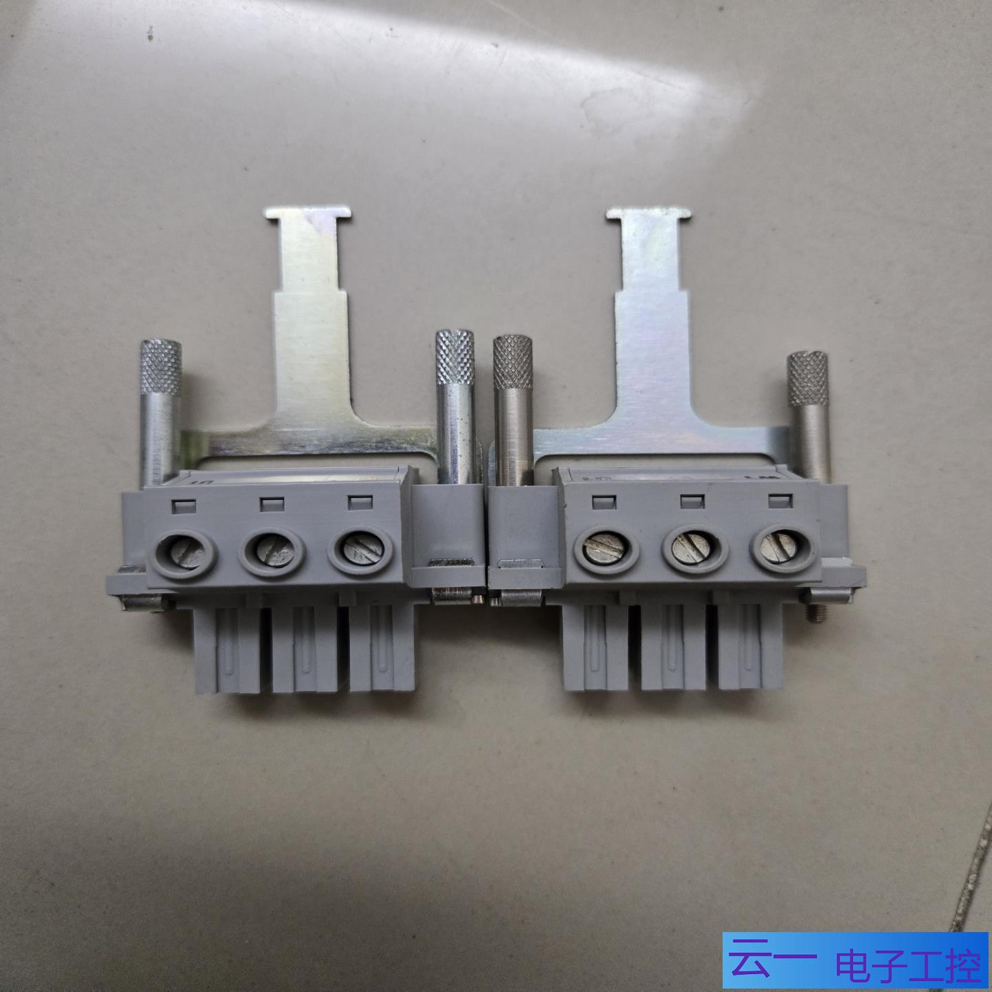 S120驱动电源插头220V适合需要更换或备件使用；议价