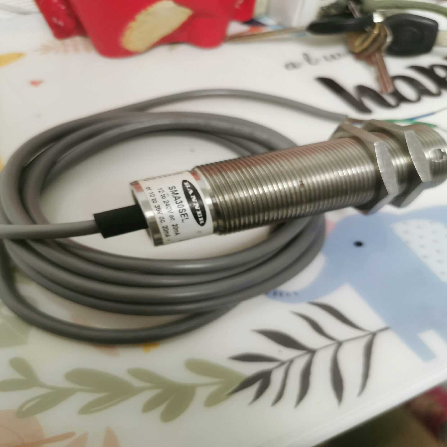 议价全新没包装邦纳光电一个，实物实图，没用过，单价400，有需