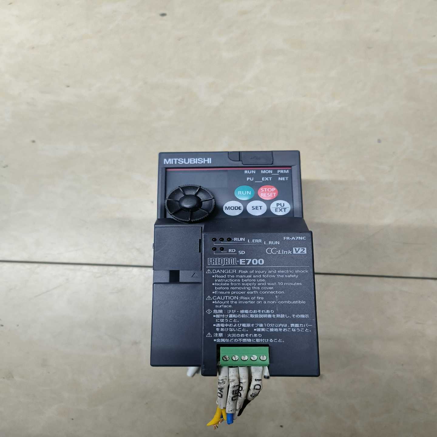 三菱变频器FR-E720-0.2K0.2kw220V--议价商品