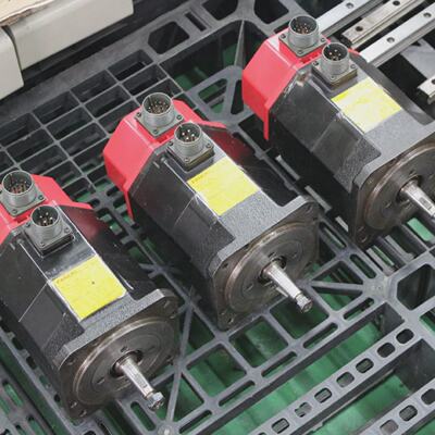 Fanuc Ac Servo Motor A06B0561B002 1Pcs Free Expedited Shippi