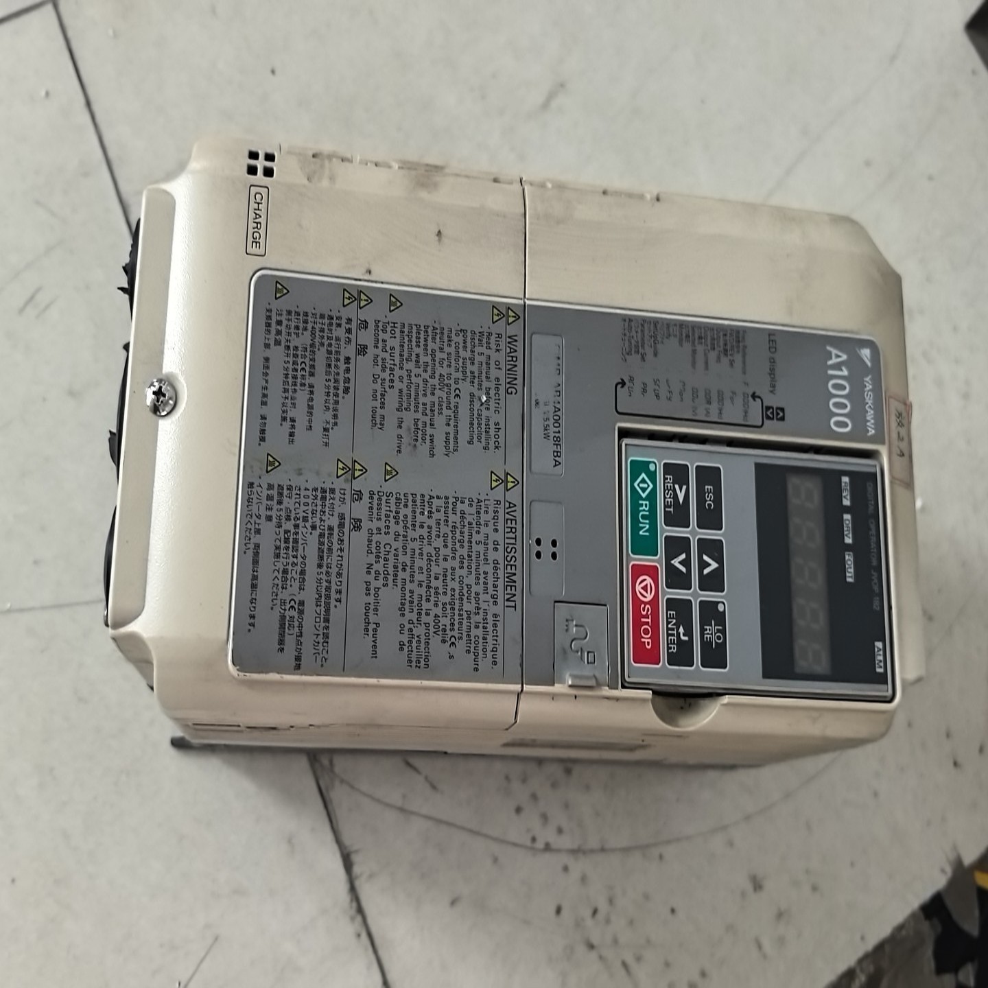 询价安川A1000变频器，CIMR-AB4A0018FAA，实物