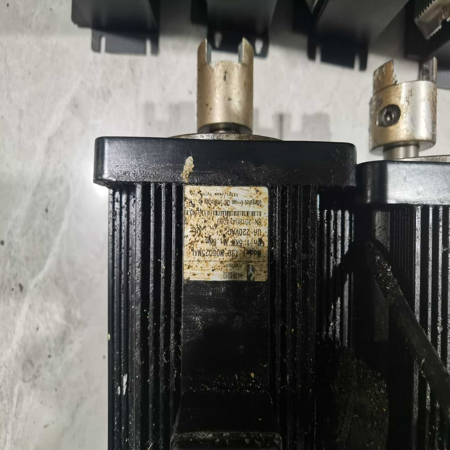 广数伺服驱动器DA98A-10，版本V2.4，适配电机:11~询价
