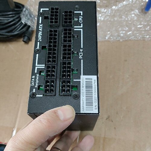 【询价】CWT 侨威电源，无拆无修，型号：CSI750M 750W