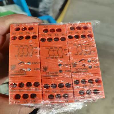出这款多德品牌的BG5924安全继电器全新正品要的联系，顺丰~
