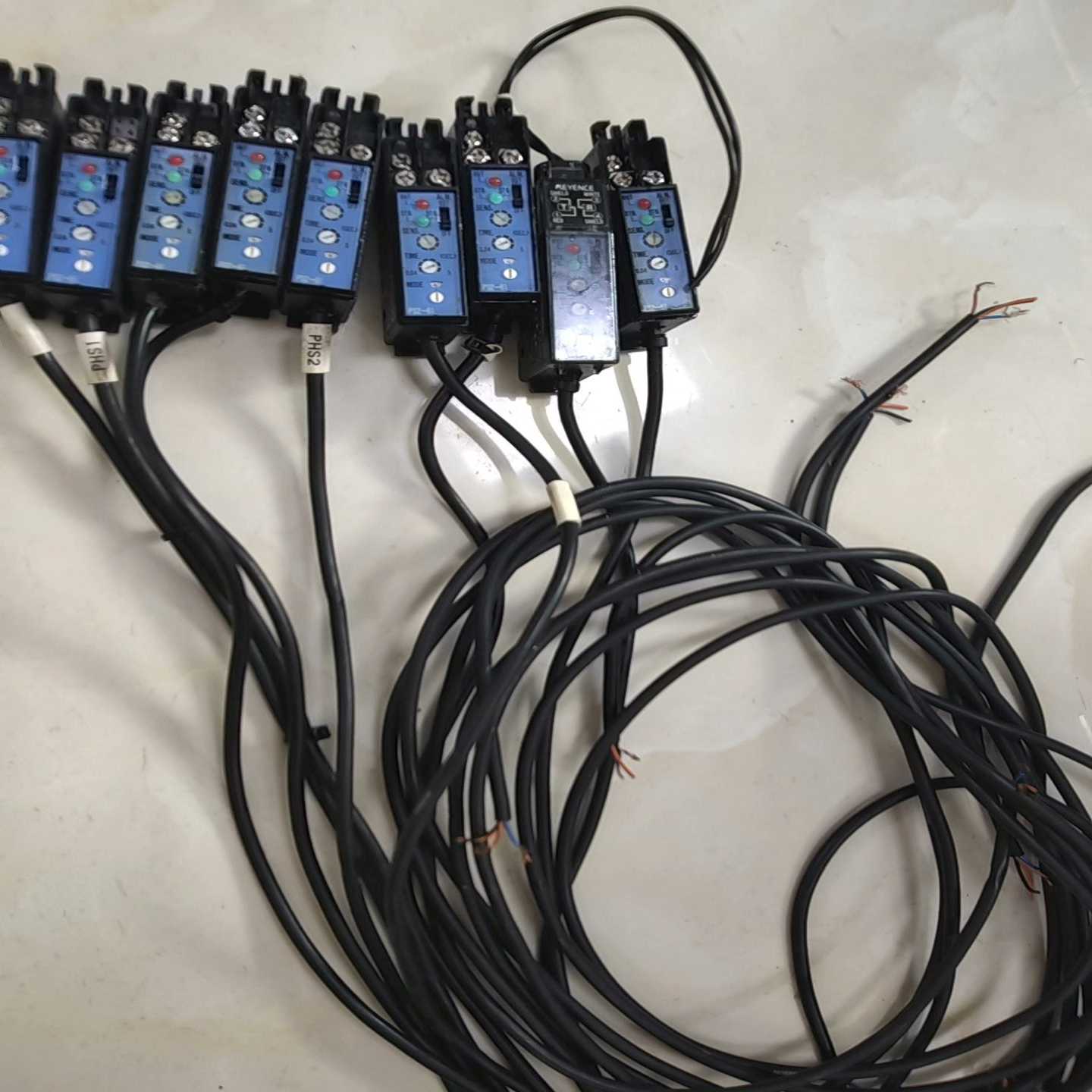 【请询价】PS2-61 基恩士原装拆机实物便宜卖欢迎咨询