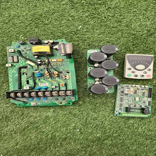 咨询-艾克特AT500变频器7.5/11kw主板驱动板电容板