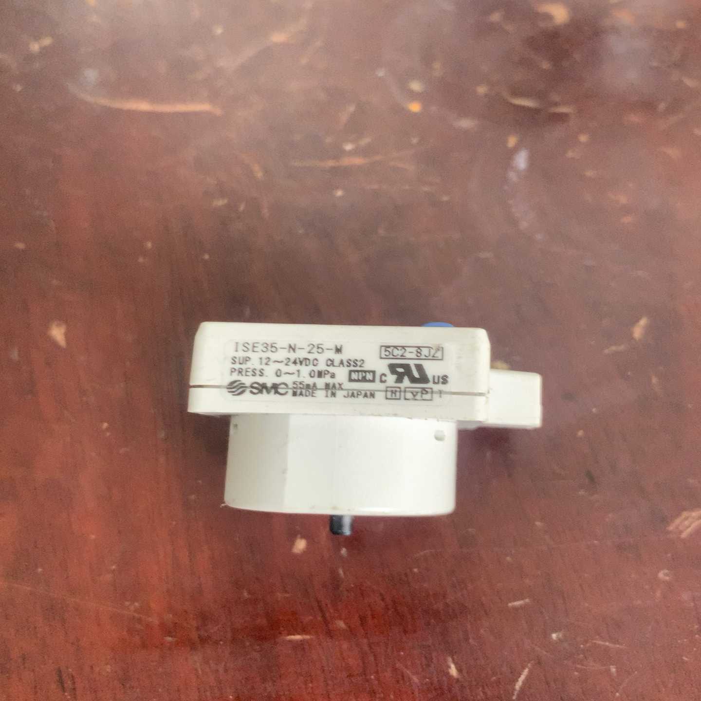 日本SMC数字压力开关表ISE35-N-25-M-议价